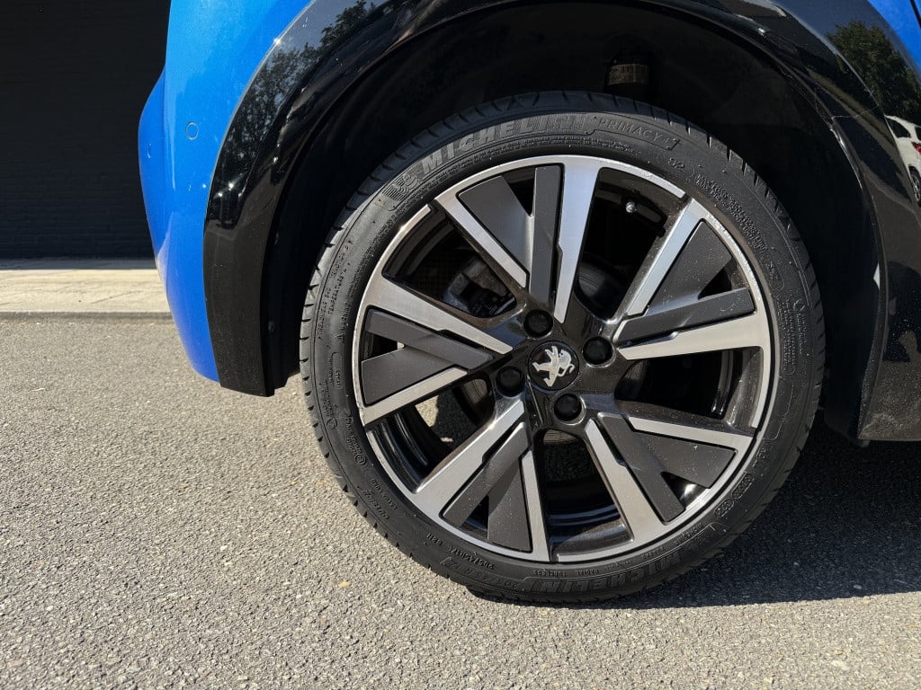 Peugeot 208 1.2 puretech gt
