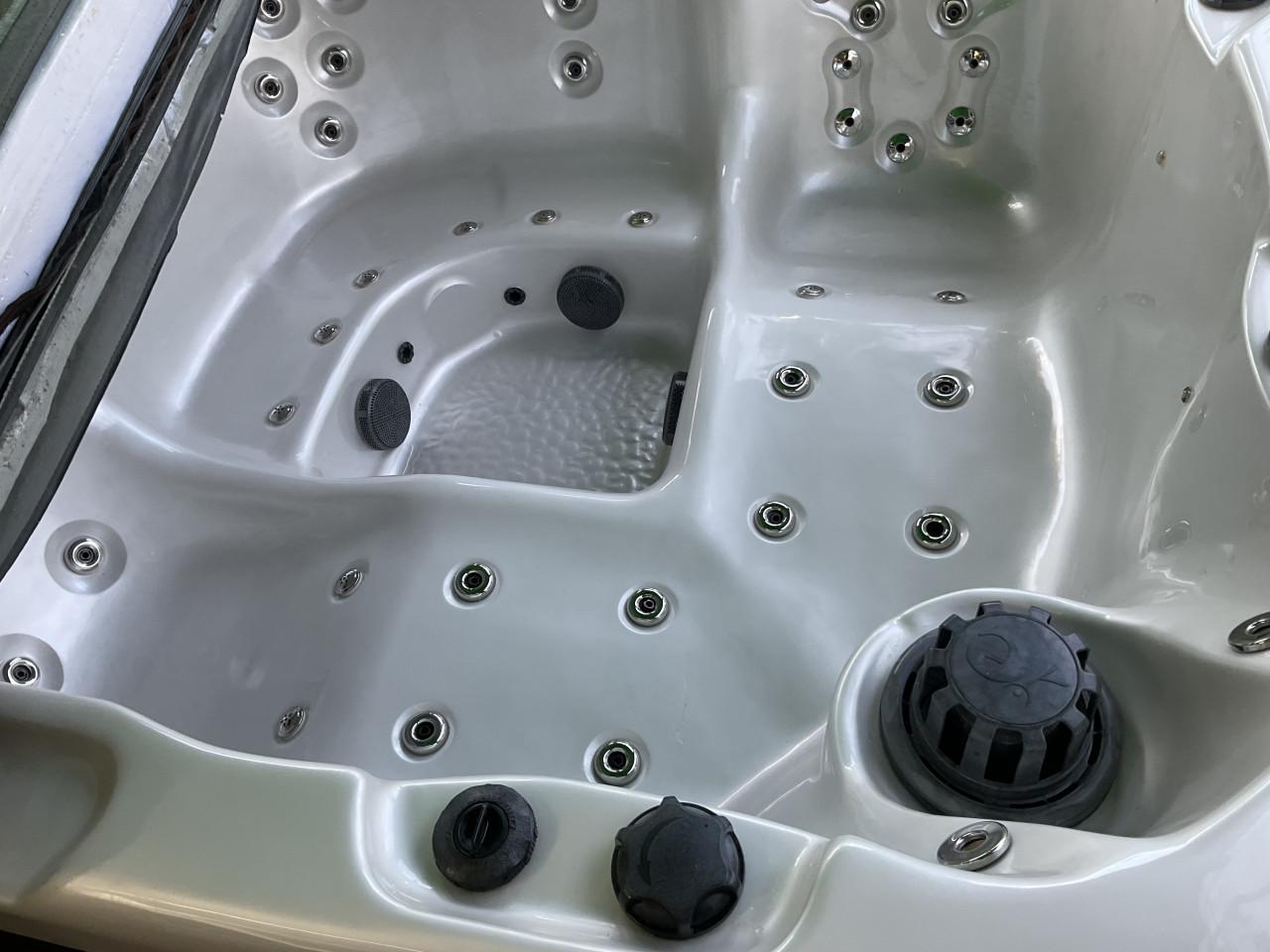 Jakuzzi