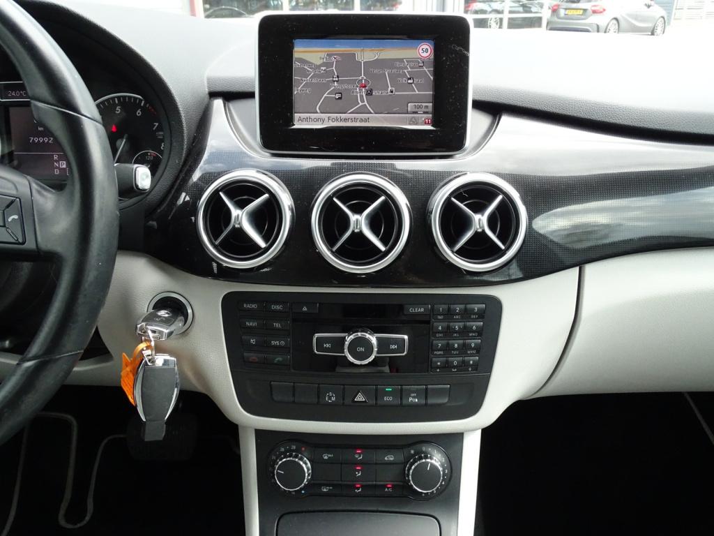 Mercedes-Benz B-Klasse 200 ambition automaat | leder | navi