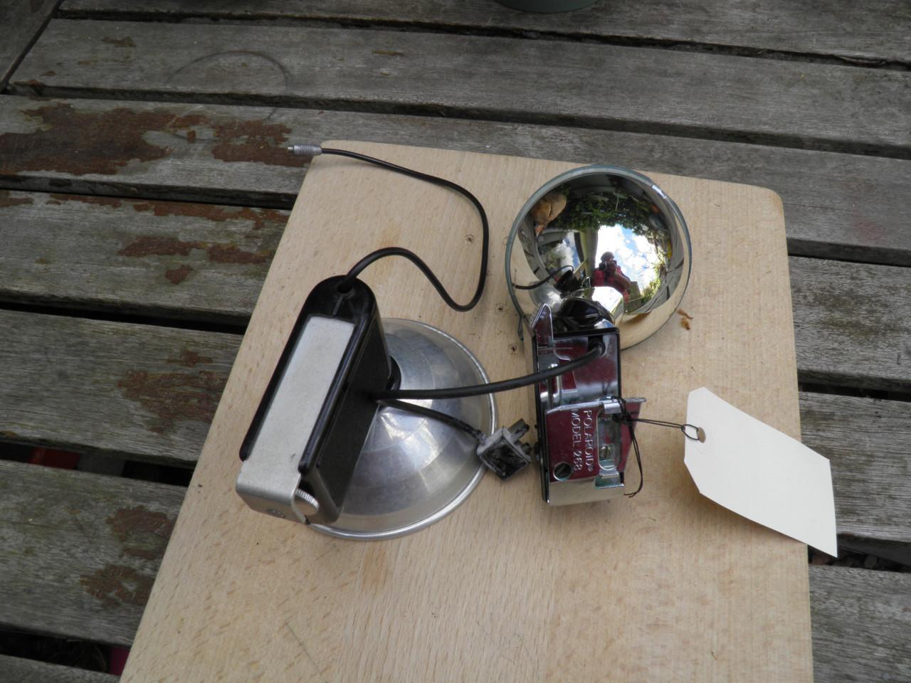 Lot analoge werkende flitsers en antieke flitsers