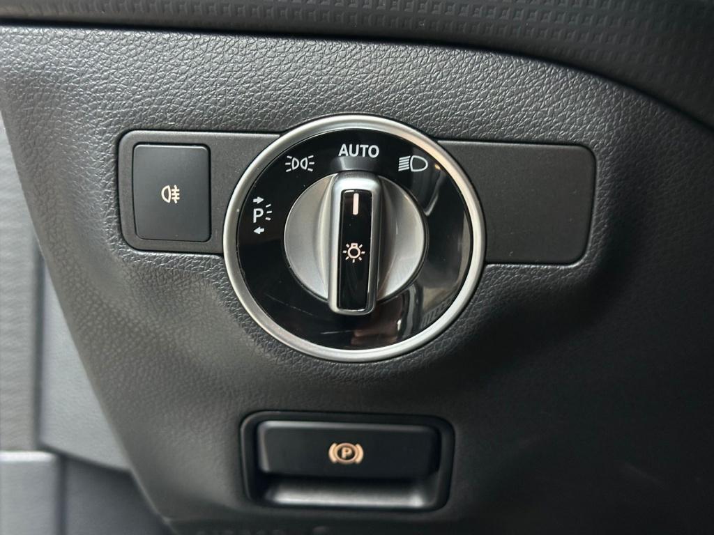 Mercedes-Benz A-Klasse 180 4u3