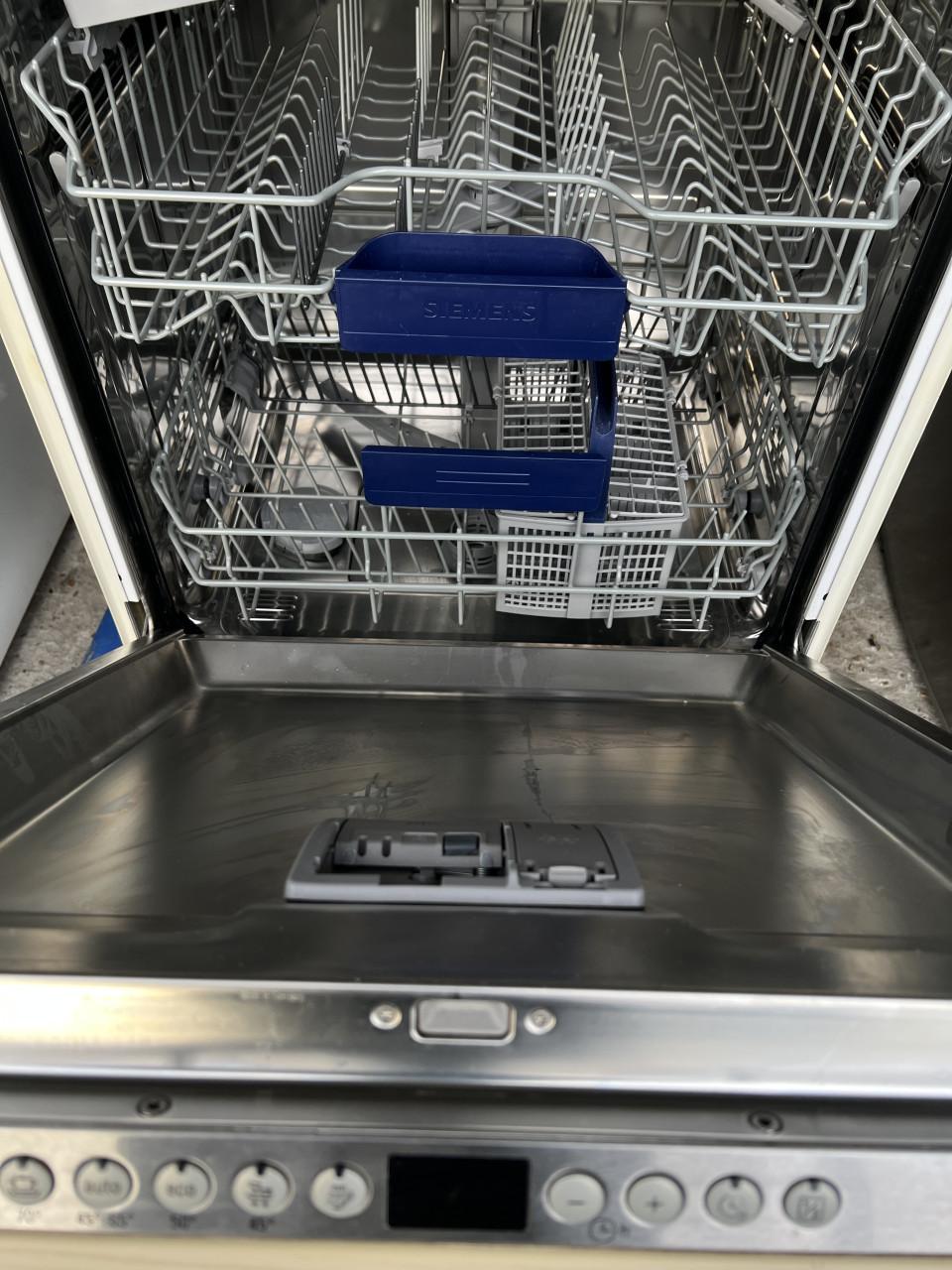 Kort gebruikte SIEMENS AAA Volledig Geintegreerde Inbouw Vaatwasser
