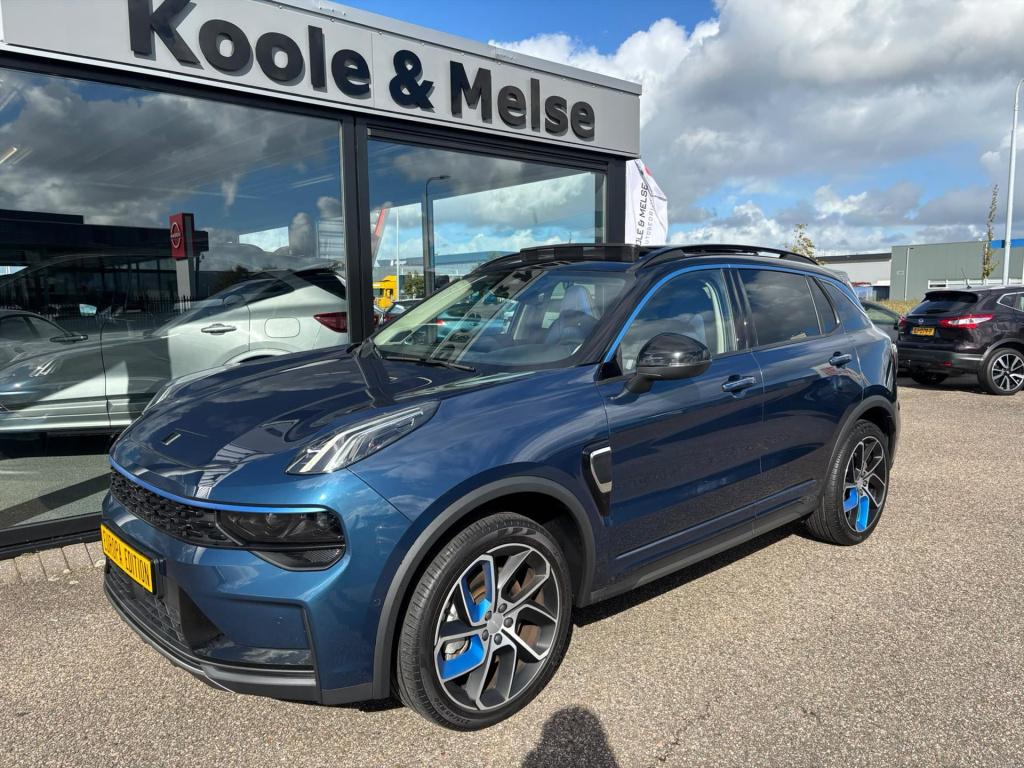 Lynk & Co 01 1.5 261pk phev 7dcth , panodak , adaptive cc , carplay