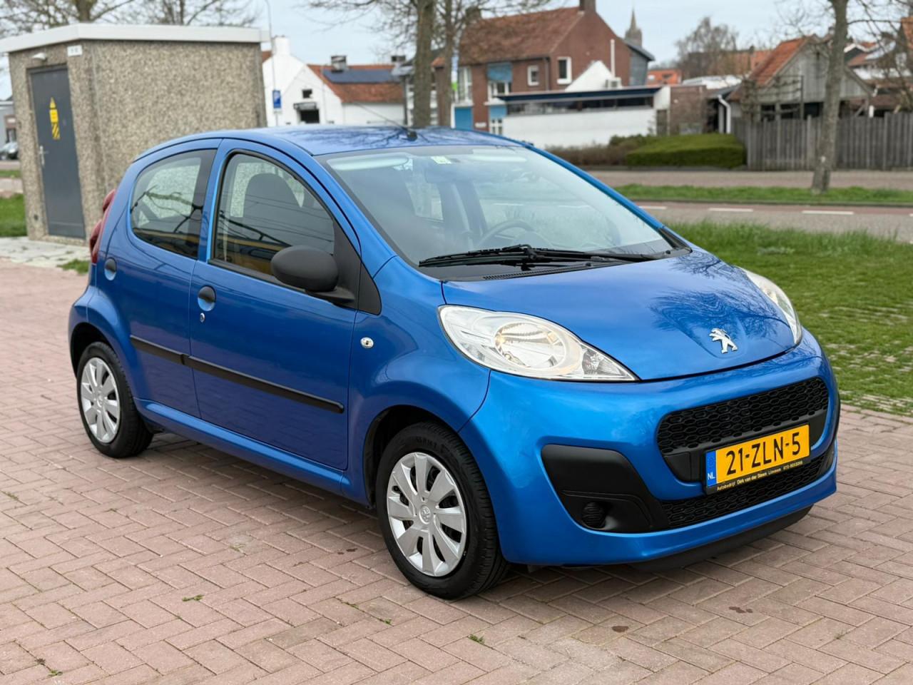 Peugeot 107 1.0 Access  uit 2013 5-Deurs met AIRCO | NETTE AUTO | APK 03/27