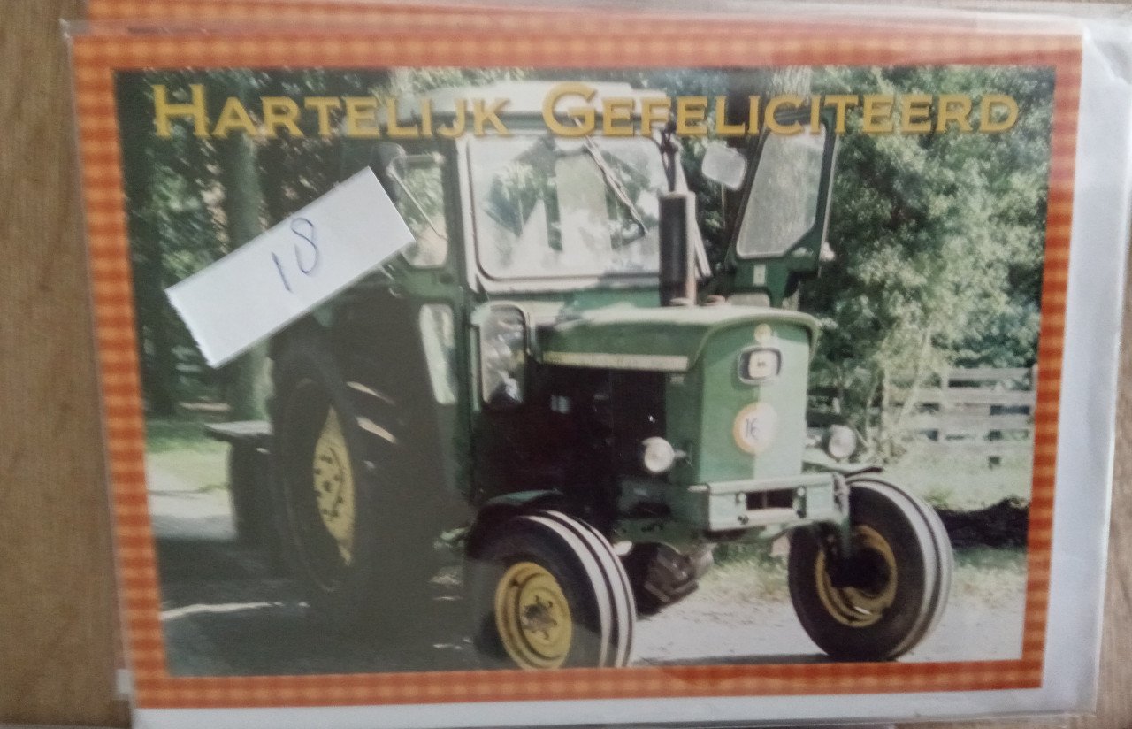 285 ansichtkaarten en dubbele met envelop. Tractor
