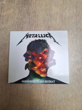 Cd Metallica Hardwired to self destruct
