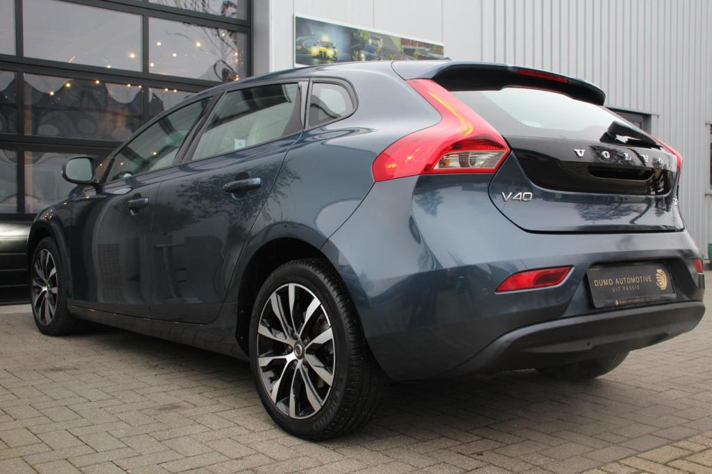 Volvo V40 1.5 t2 signature edition - leder - automaat - panoramadak - camer