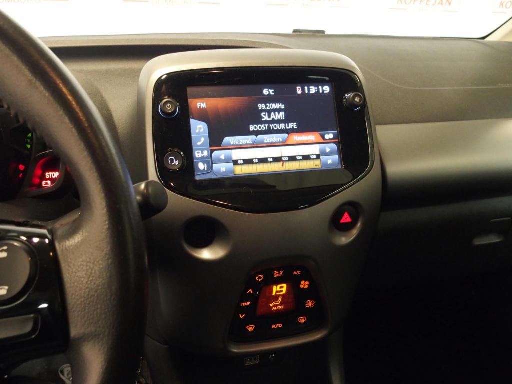 Toyota Aygo 1.0 vvt-i x-joy nl auto, carplay, klimaatcontrole,
