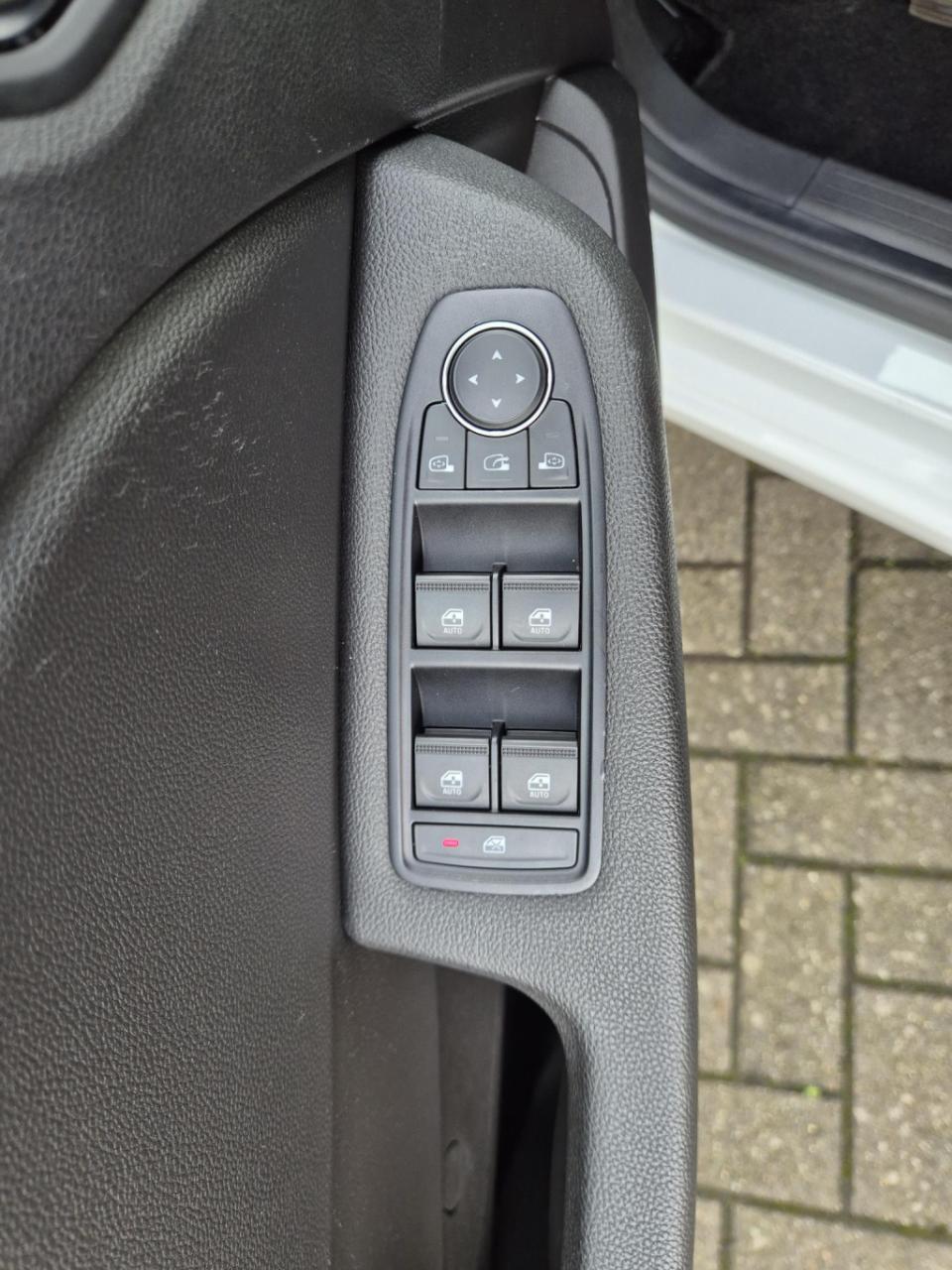 Renault Clio 1.6 e-tech full hybrid 145 evolution camera, navigatie, apple/