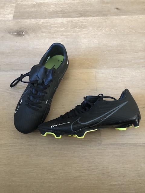 Nike voetbalschoenen, maat 39/40