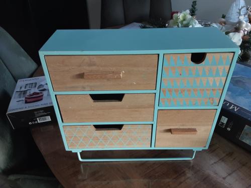 Leuk klein  laden kastje