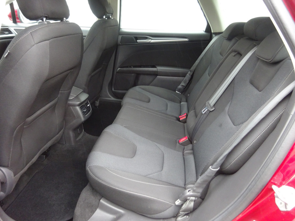 Ford Mondeo wagon 1.5 tdci titanium 1e eigenaar / navigatie / cruise contol