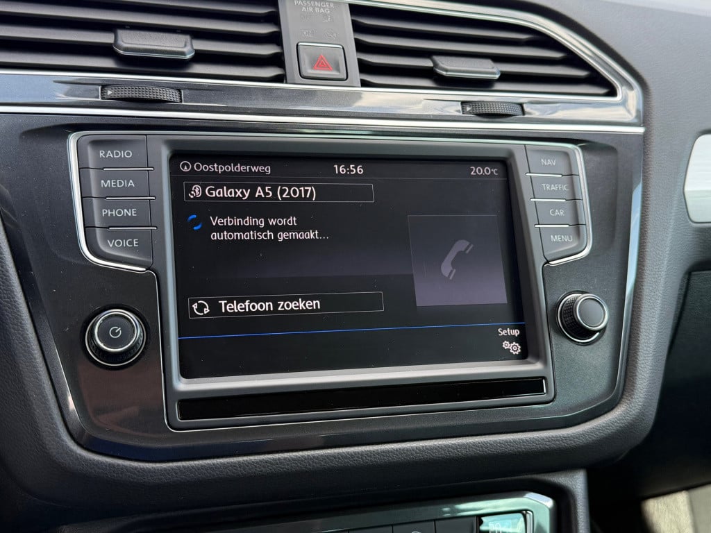 Volkswagen Tiguan 1.4 tsi act connected series dsg