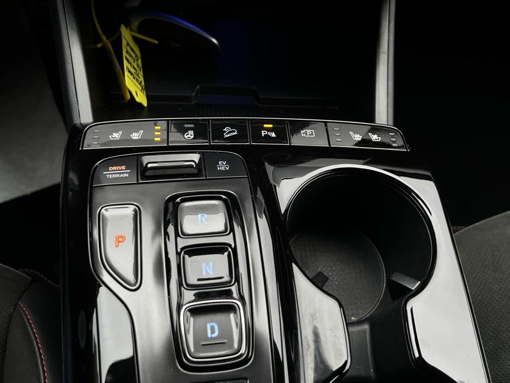 Hyundai Tucson 1.6 t-gdi phev premium two-tone 4wd n-line | dodehoek ass. |