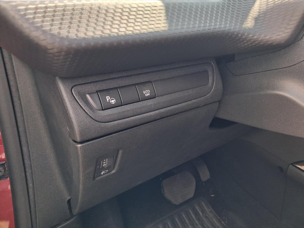 Peugeot 2008 1.2 pt 110pk allure eat6 automaat navigatie | achteruitrijcame