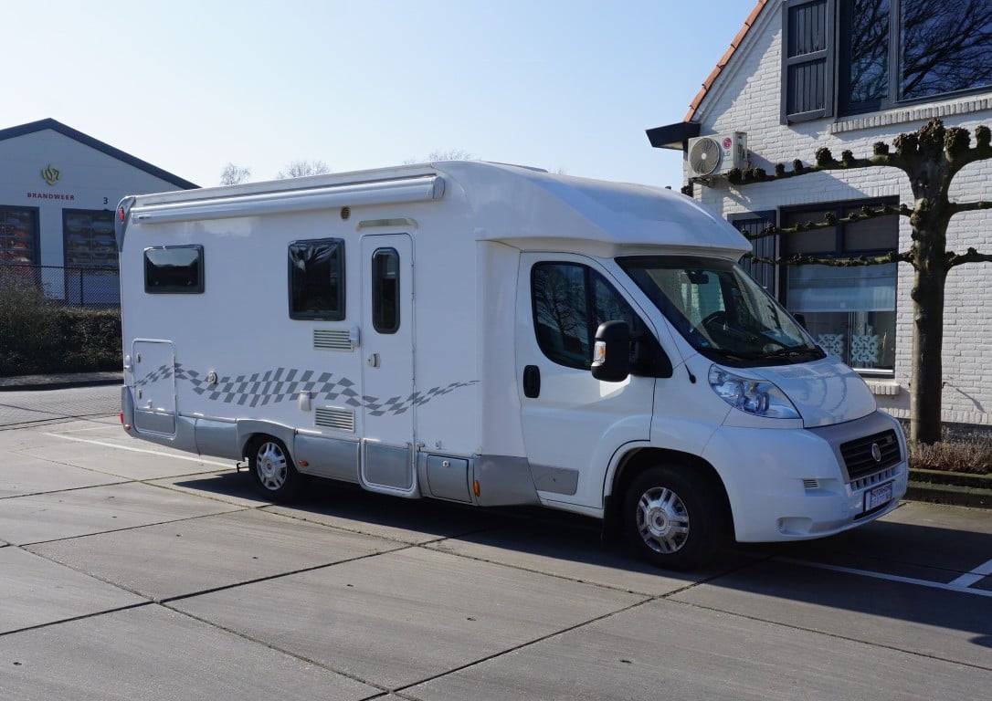 Rimor Europeo 2010 met 88.000km in Lengte Bed!