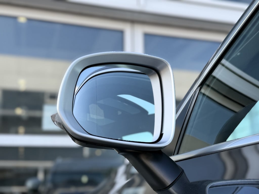 Volvo XC90 t8 405pk awd r-design| luchtvering| camera| panodak