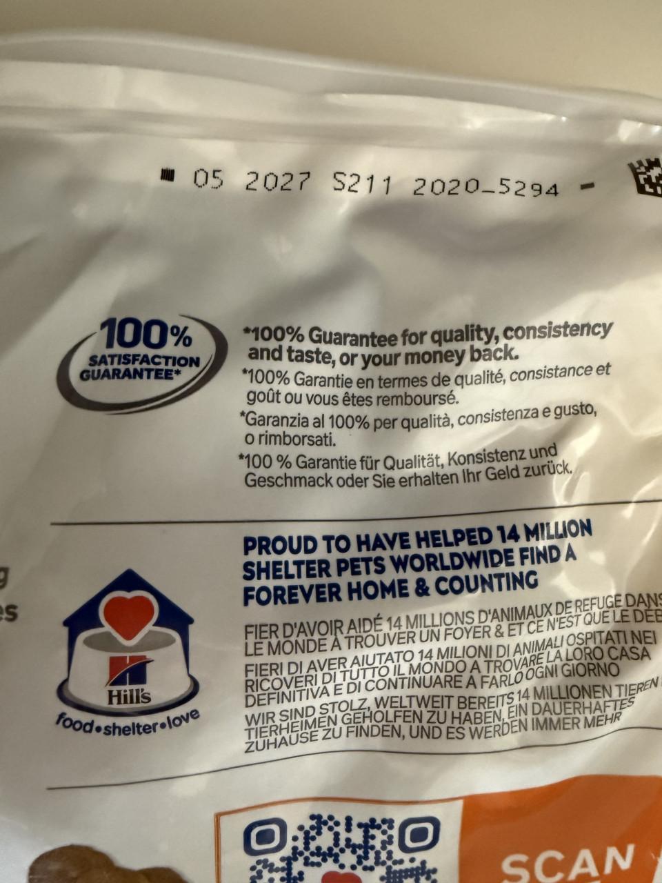 24 kilo brokjes plus 20 blikjes Hills Urinary care C/D