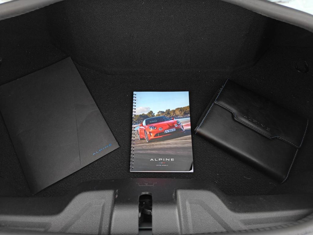 Alpine A110 1.8 turbo légende vol!/focal audiosystem/verwarmde stoelen/came