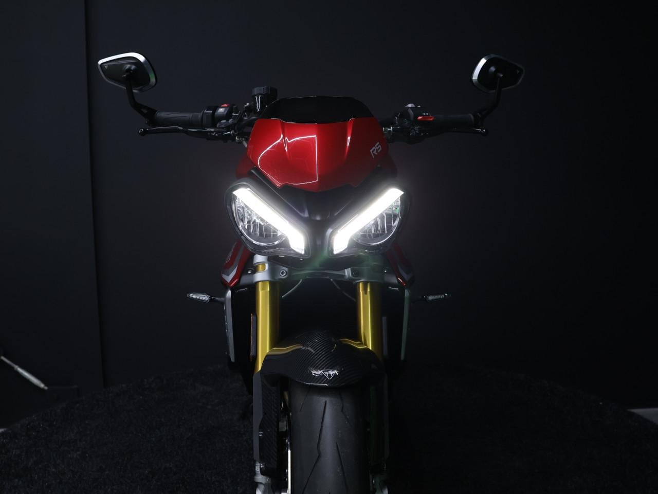 SPEED TRIPLE RS | Carnival Red