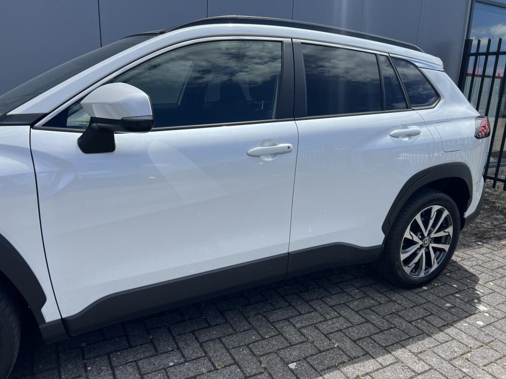Toyota Corolla Cross hybrid 140 style | panoramadak | stoel en stuurverwarm