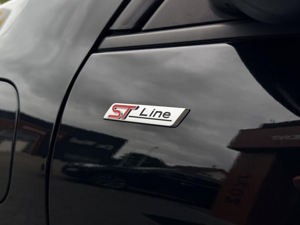 Ford Kuga 2.5 phev st-line | carplay | stoel/ stuur verwarming | dab | crui