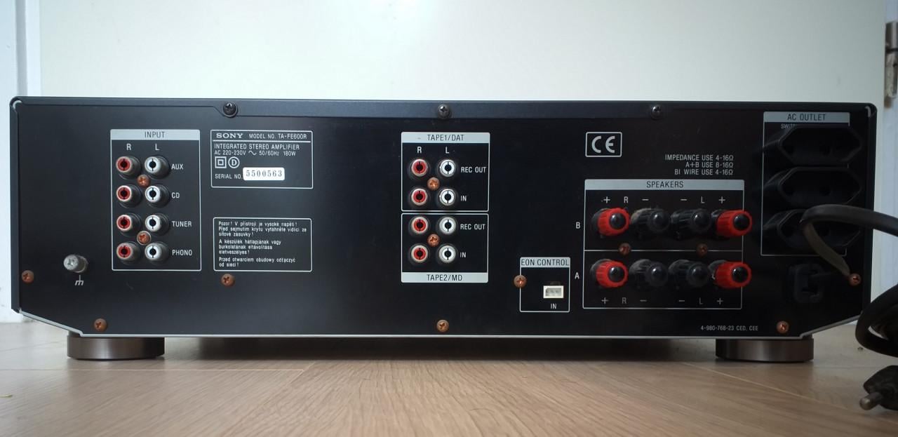 Sony TA-FE 600 R Geïntegreerde Stereo Versterker.