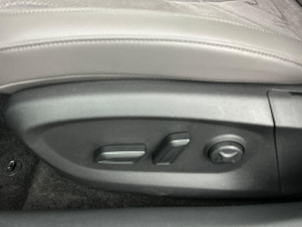 MG Onbekend mgs6 ev luxury 2wd 77 kwh | demo voordeel | head up display | a