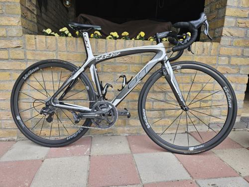 CKT SSP 589 Carbon racer met Campagnolo Record 11-speed