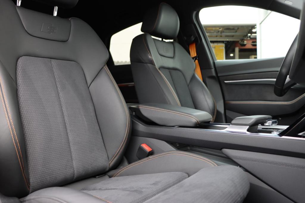 Audi E-tron sportback 55 quattro black edition 95 kwh 408pk s-line