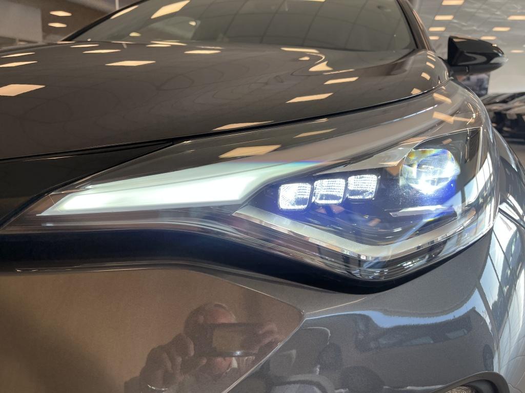 Toyota C-hr 2.0 hyb. first edition | trekhaak | lage km-stand |
