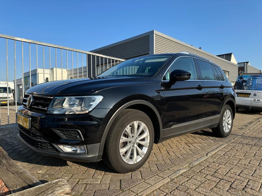 Volkswagen Tiguan 1.4 tsi 150pk act comfortline trekhaak 1800kg pdc dab+ na