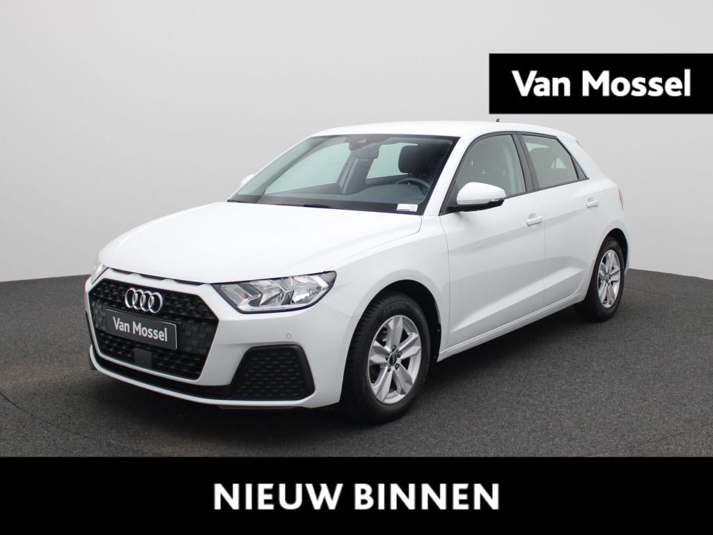 Audi A1 Sportback 1.0 25 tfsi 70kw attraction | virtual cockpit | apple car
