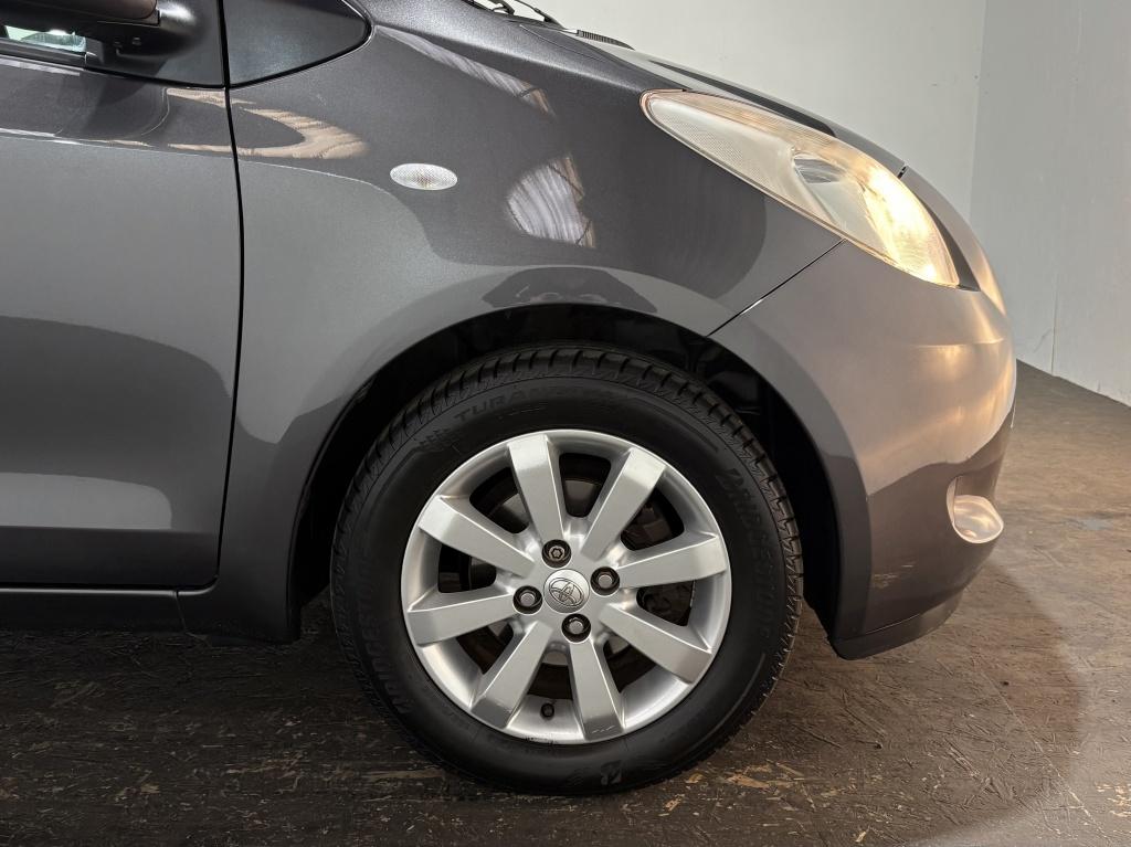 Toyota Yaris 1.3 vvti executive