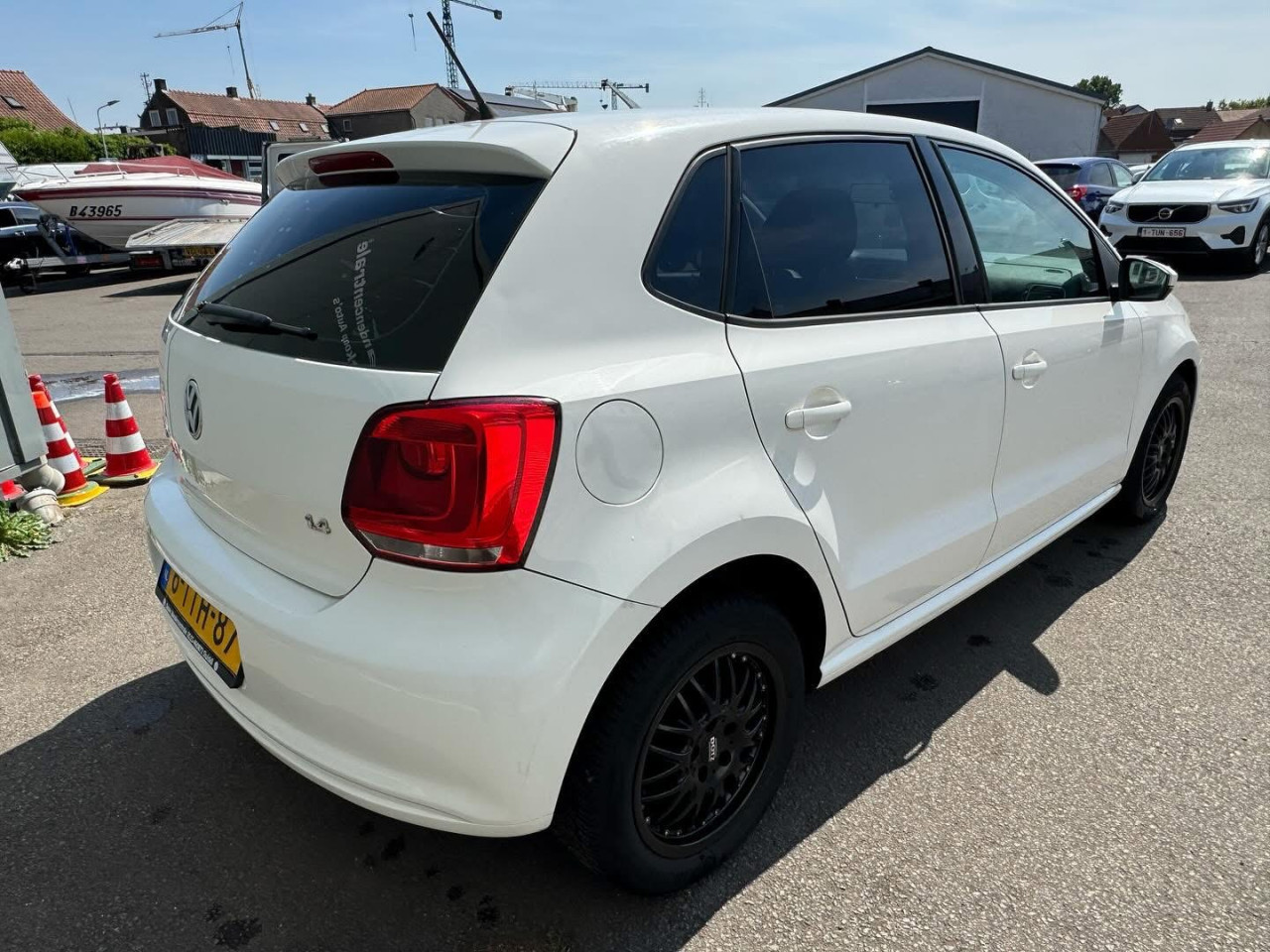 Volkswagen Polo 1.4-16V Comfortline Benzine AIRCO NAP ! ! !