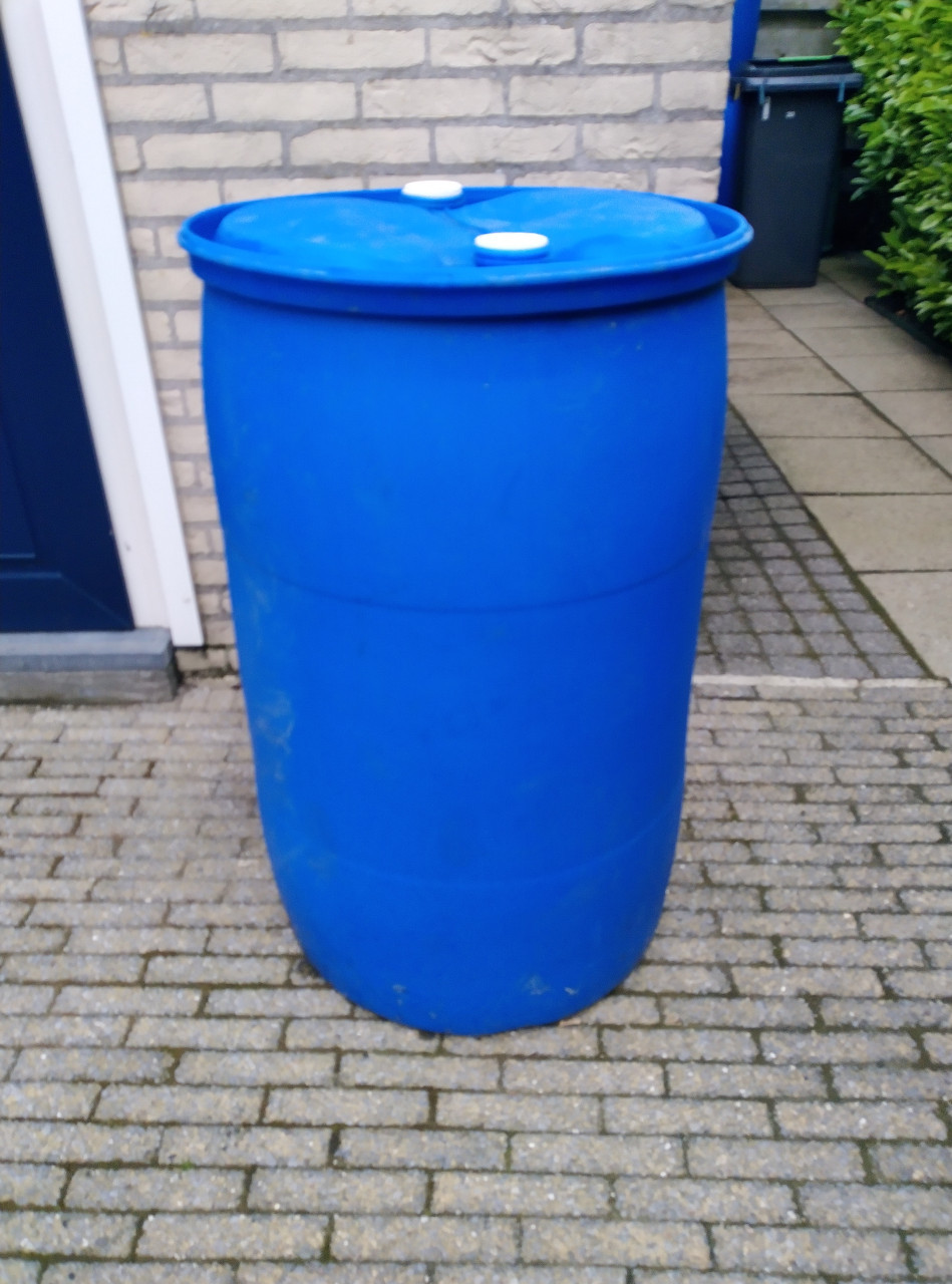 Kunststof vaten 200 Ltr