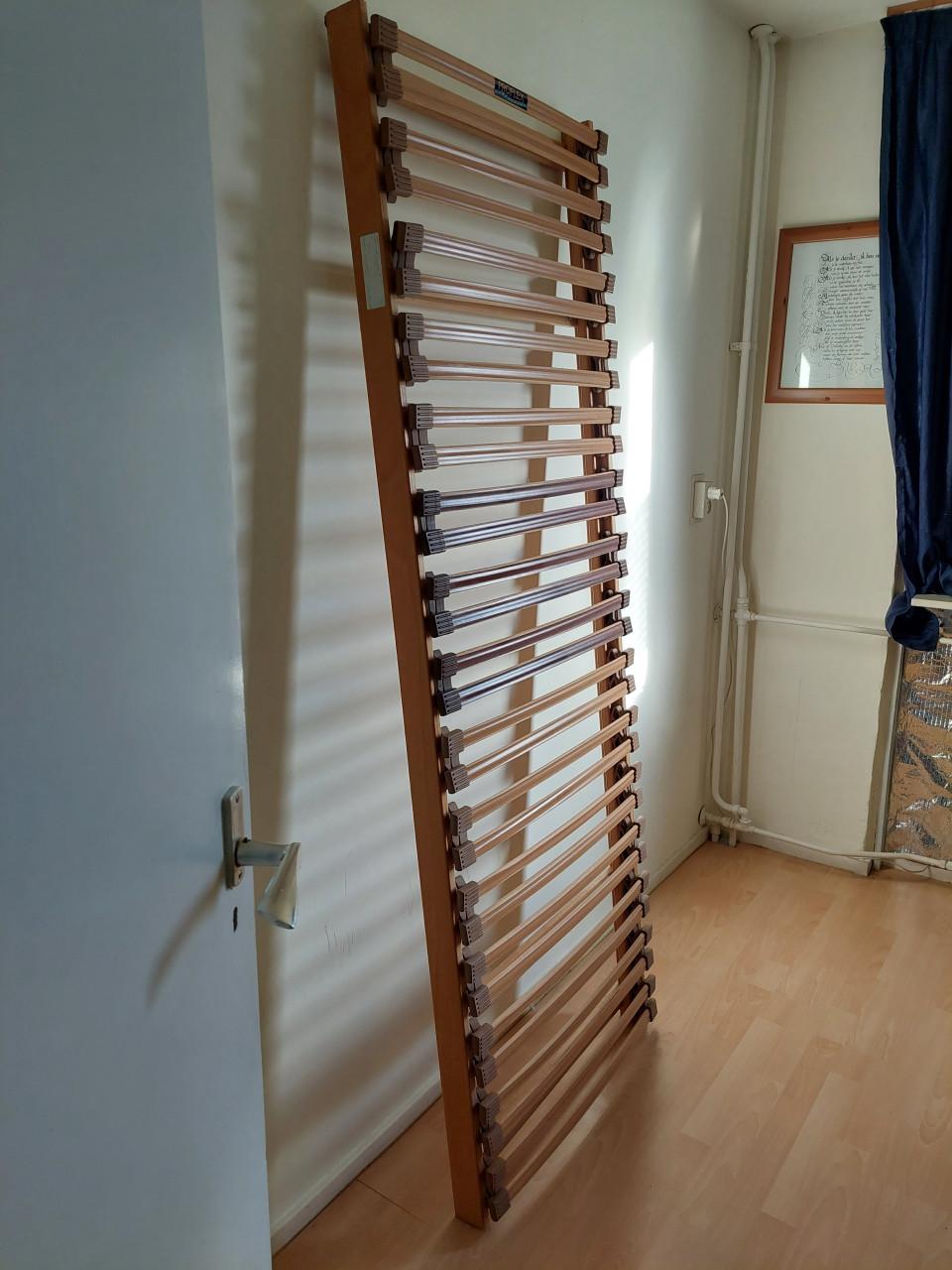 Gratis matras en lattenbodem