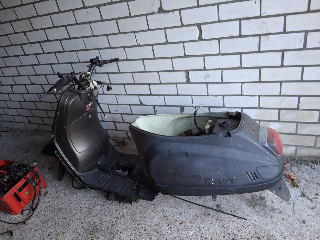 Riva onderdelenscooter