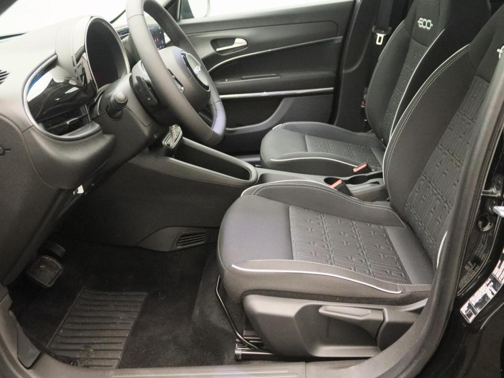 Fiat 600 1.2 hybrid urban | pack style | speciale zwarte lak | tot 8 jaar g