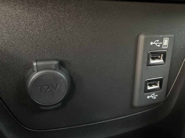 Opel Crossland X - v e r k o c h t