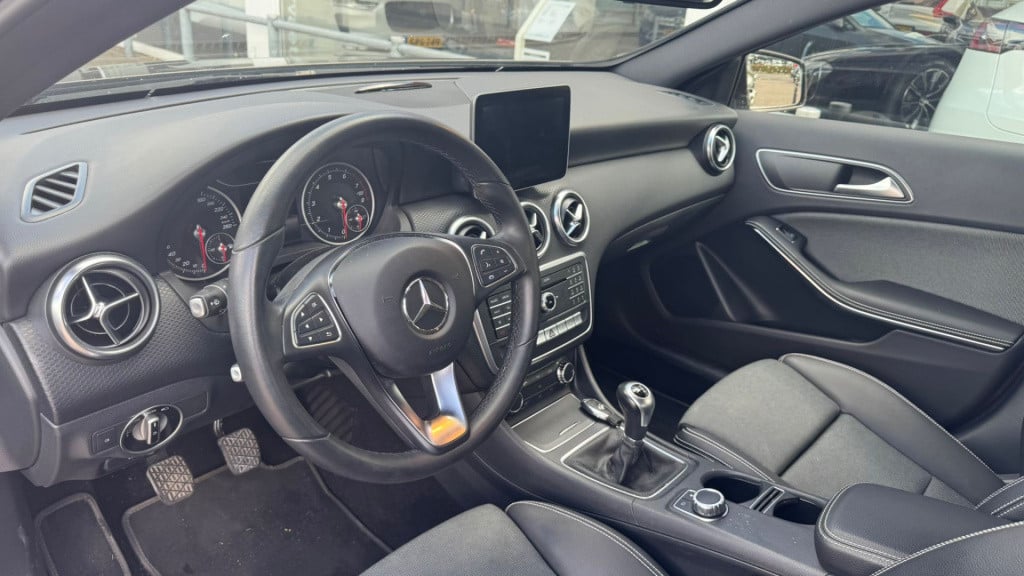 Mercedes-Benz A-Klasse 180 business solution