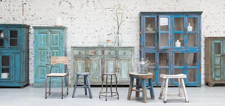 KLEURRIJKE KASTJES UIT INDIA