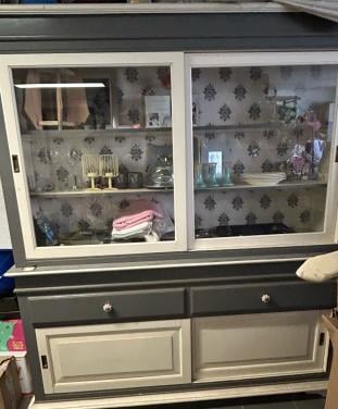 Mooie Buffetkast gekocht bij Poortvliet