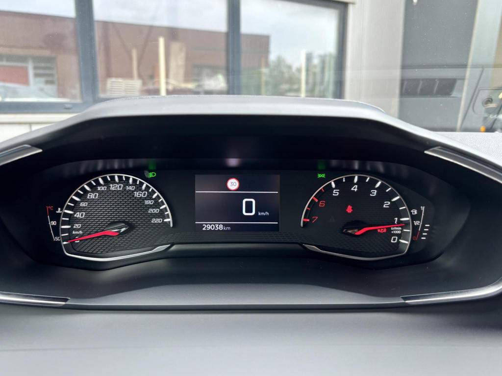 Peugeot 2008 1.2 puretech active