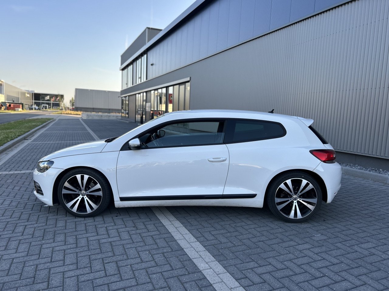 Volkswagen Scirocco 1.4 TSI R-LINE/AIRCO/CRUISE CONTR/STOELV