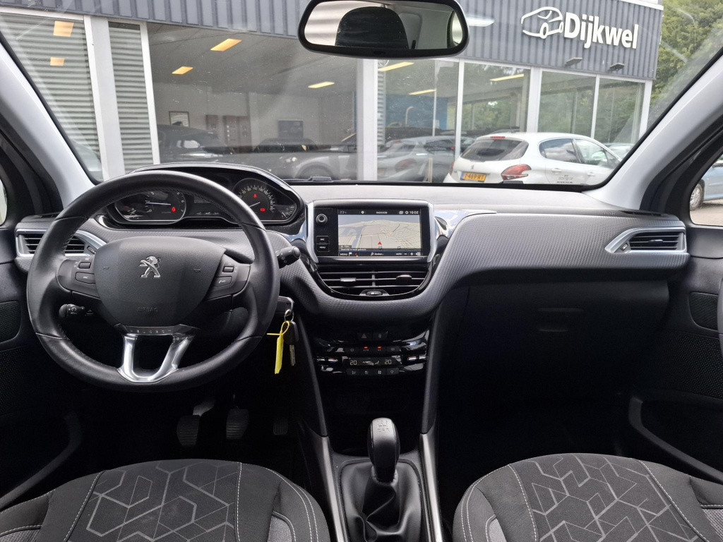 Peugeot 2008 suv 110 blue lion navi/lmv/park