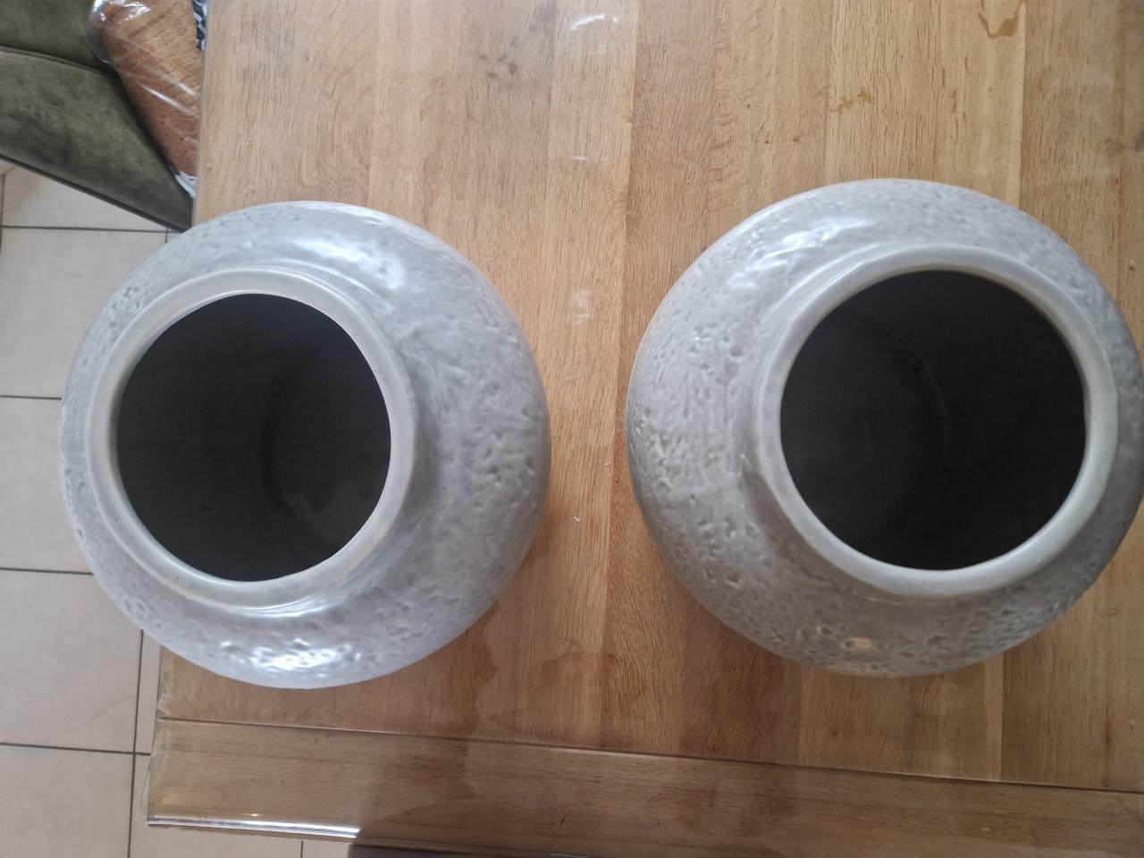 2 grote Riverdale potten