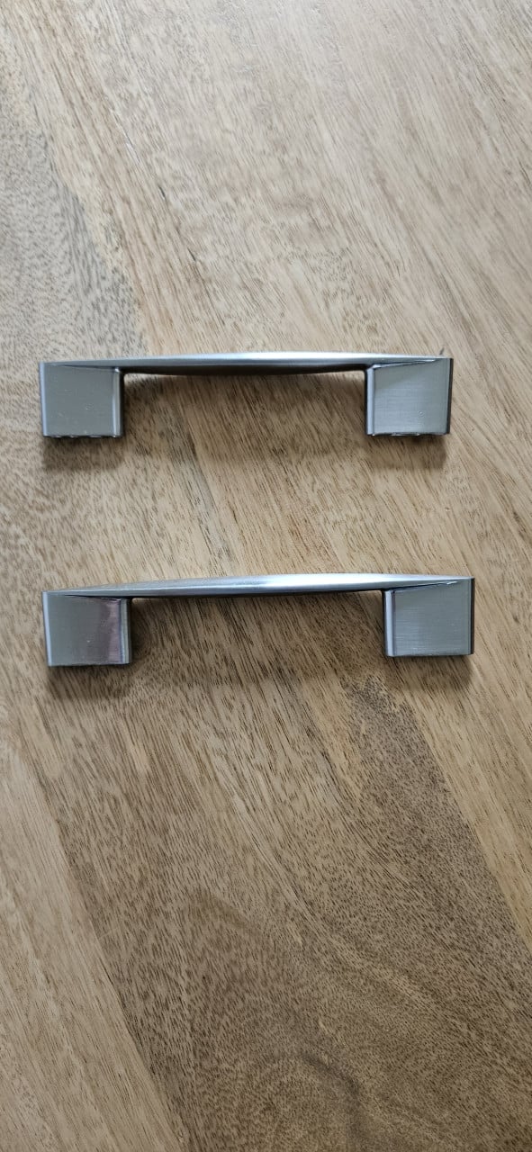 Deurgrepen keukenkastjes 128mm.   13 stuks. Nu voor 12.50 euro!!!
