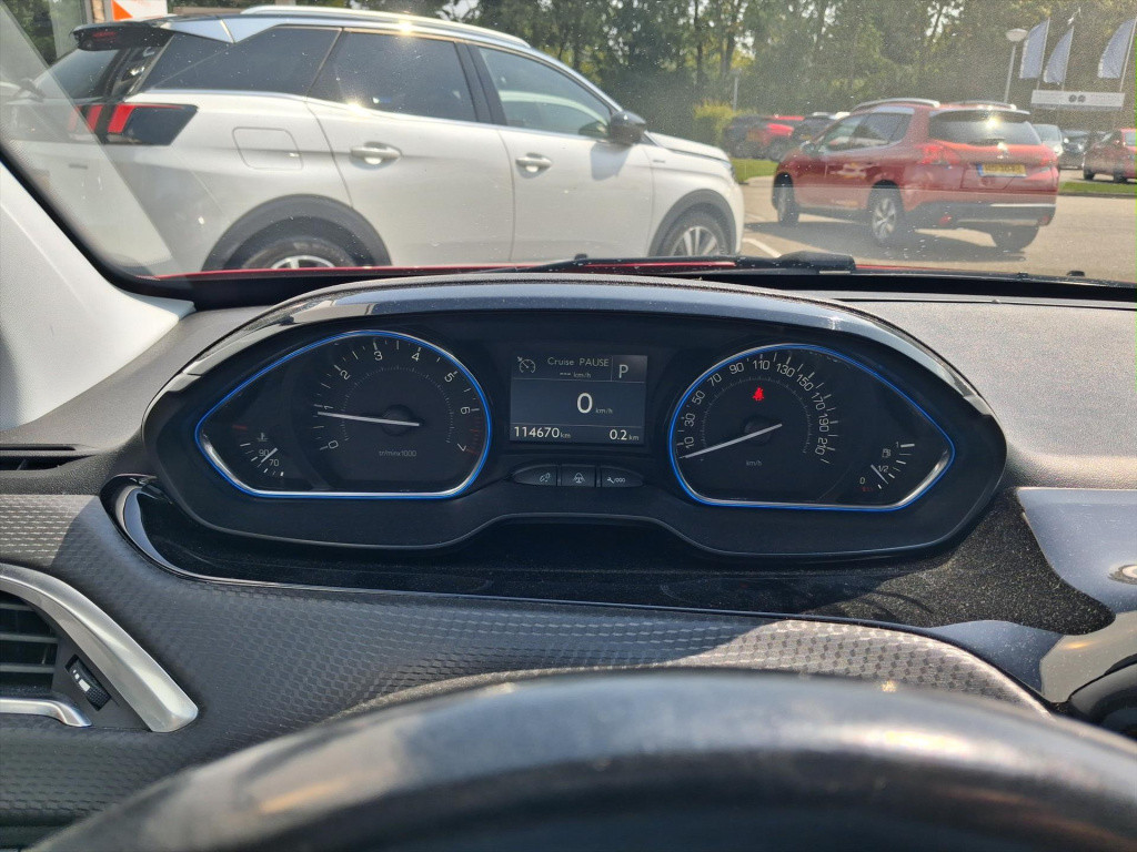 Peugeot 2008 1.2 pt 110pk allure eat6 automaat navigatie | achteruitrijcame