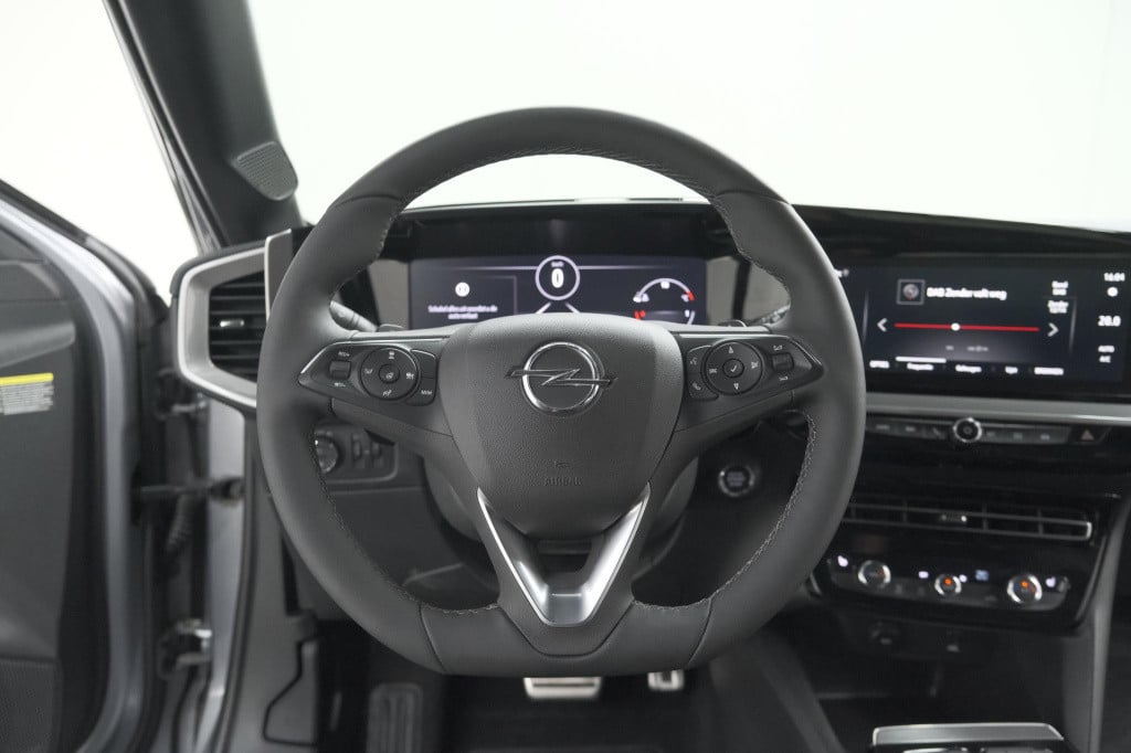 Opel Mokka turbo 131 at8 ultimate | adaptieve cruise control | stoelmassage